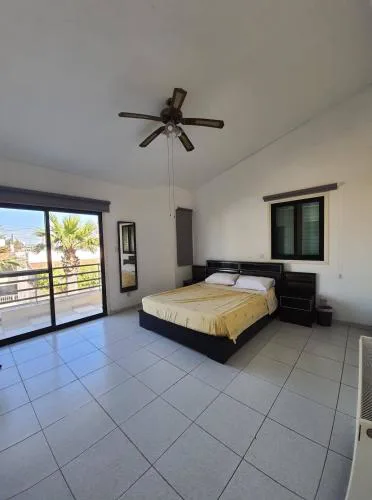 Bright and Cozy 2-Bedroom Apartment in Strovolos