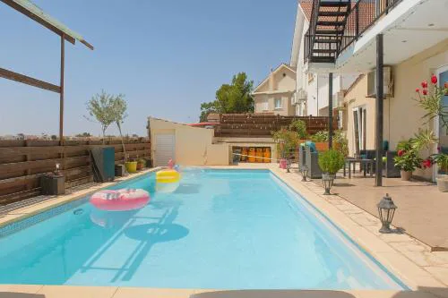 Modern room Sea View in villa with private pool