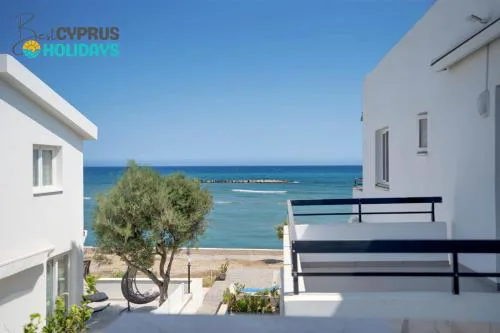 Sea Front Luxury Apartment