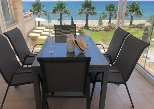 Seafront Escape Apartment