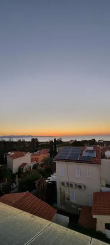 Fab Sea and Mountain View Villa, walking distance from the Sandy Beach