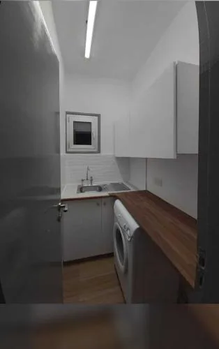 A separate room with a shared bathroom and 50 meters from the sea