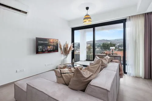 Pamboo Ampelos House by Nomads