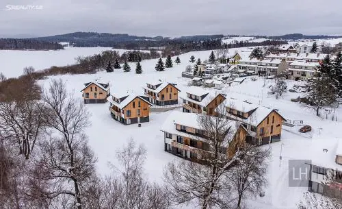 Lipno Apartments BERGMAX, Ski Areál Lipno 16min dojezd - Resort Malé Lipno s terasou a zahrádkou, parking free