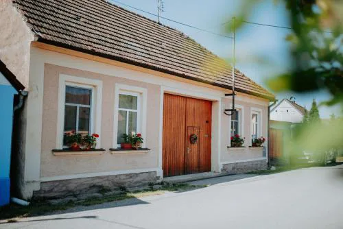Dráchovský dvorek