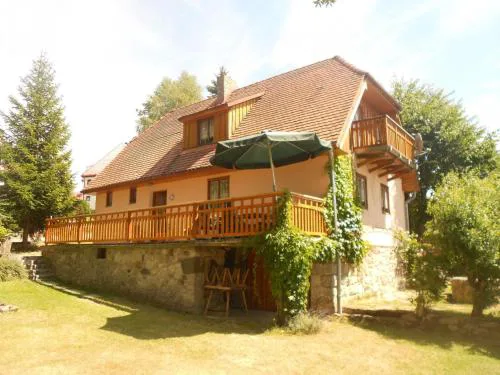 Holiday Home Haus in Kovárov mit Terrasse- Grill und Garten by Interhome