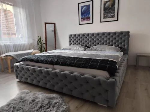 Apartmány pod věží
