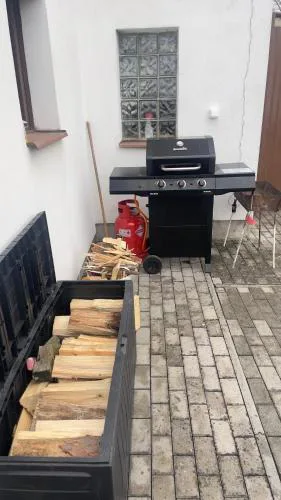 House for relaxation - hot tub and grill