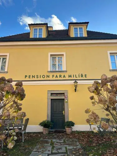 Pension Fara Milíře