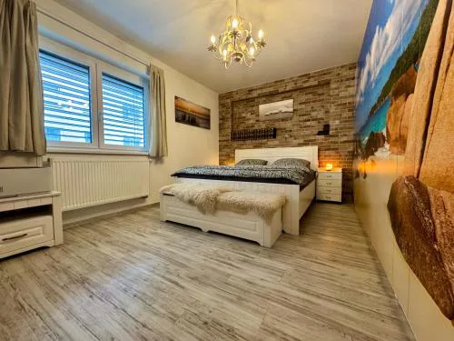 Apartmán s garáží a balkónem