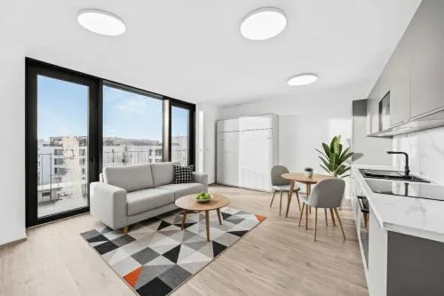 Cozy Pilsen Penthouse with balcony & Parking