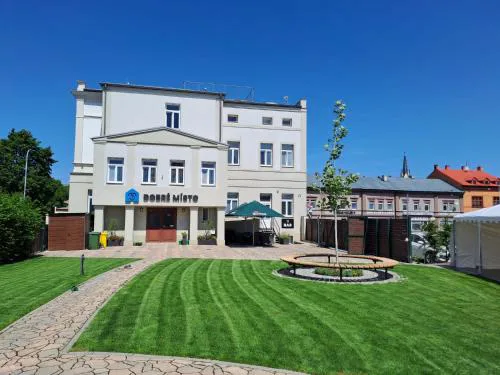 Hotel DOBRÉ MÍSTO
