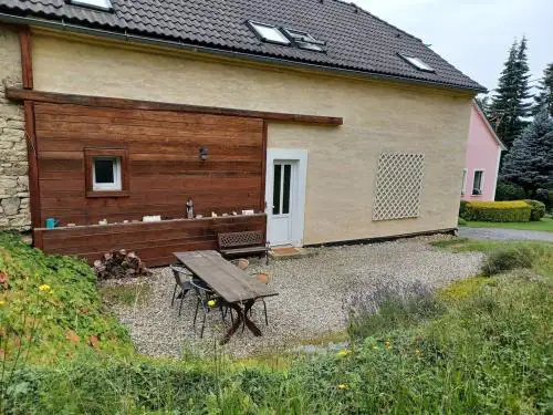 At 2 donkeys - Country life with a large kitchen