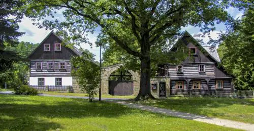 Bohemian Lake Loghouses - Staré Splavy