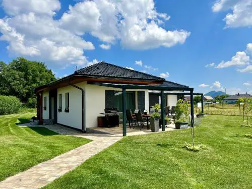 Villa in Doksy near Macha Lake