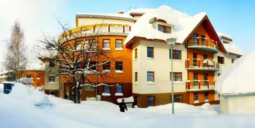 Rodinný apartmán Stella, 3 ložnice, 8 osob, u sjezdovky