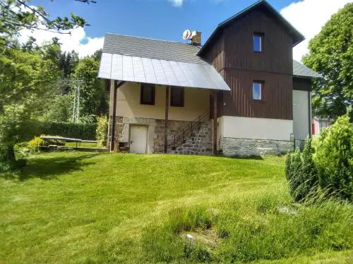Holiday Home Garden & Pets Escape by Interhome
