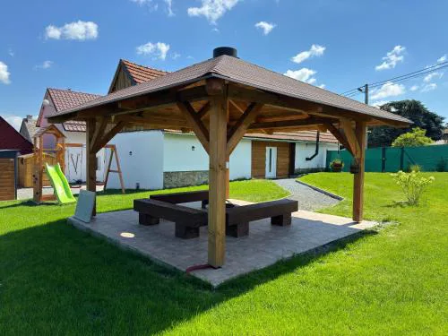 Malý statek Hradečná