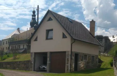 Chaloupka v Branne