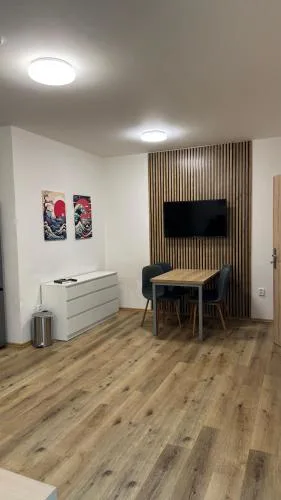 Apartment Urban Oasis