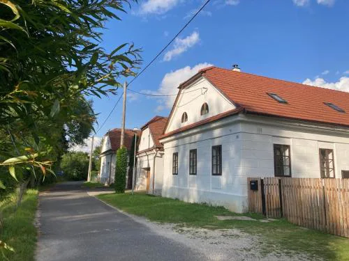 Klobucká manufaktura