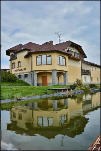 Penzion Starý dvůr
