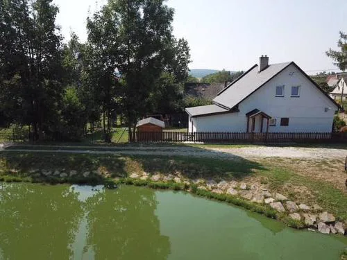 Chalupa ve Sněžném