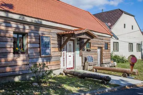 Rodinné apartmány Country golf club Střítež