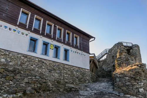 Hrad Tolštejn - turistické ubytování