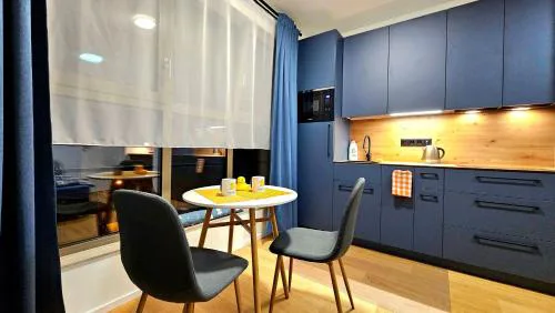 DuckDuckApt - Modern Studio with a Stylish Twist