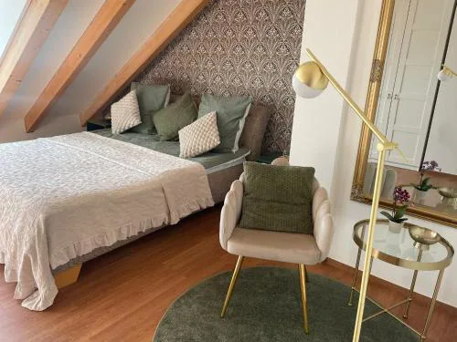 NOSTALGIE BOUTIQUE Suite