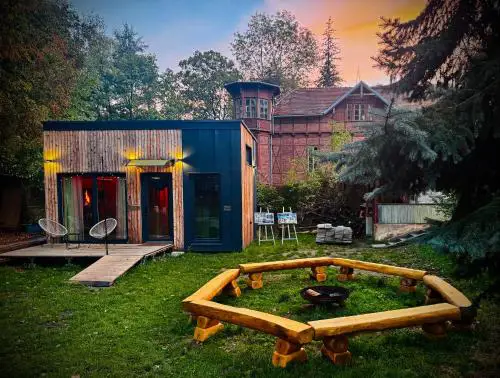 tiny house BARACZEK Brno-Jundrov, ulice Veslařská