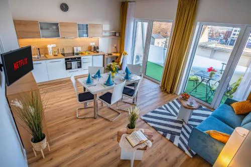 Meridiem Haven with AC, Netflix and Parking