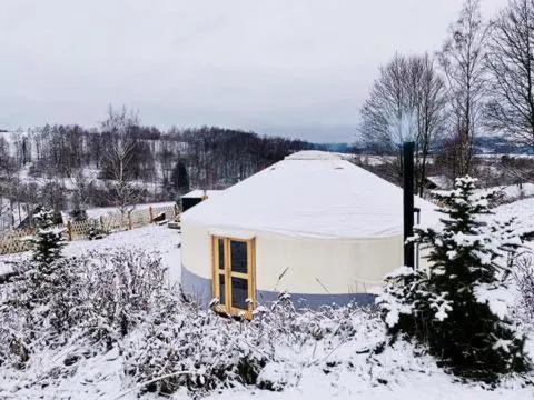 Yurt in Be Bernartice