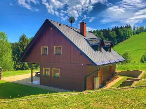 Chalet near Ski Bret with Sauna
