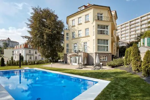 Akropolis Apart Hotel