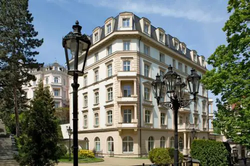 Bristol Kralovska Vila