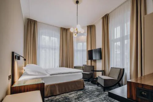 Esplanade Self Check-in Hotel
