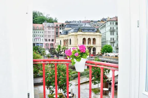 Karlsbad Promenade Apartment