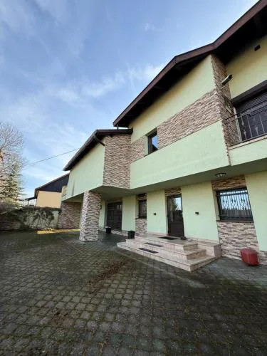 Lily Rose villa