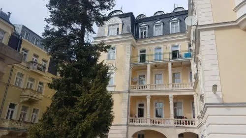 Apartmán U kolonády