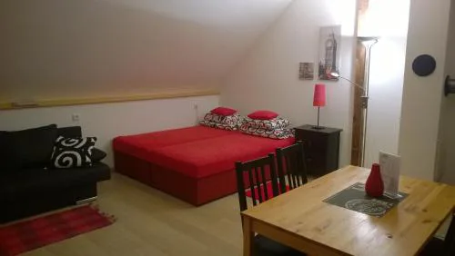 Studio pro 2 osoby se samostatným vstupem