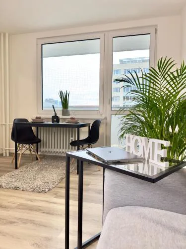 1BDR Dazzling Apartment only 8 min to Wenceslas Square