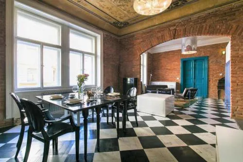 2 Bed Flat - Sleeps 3 - Wifi