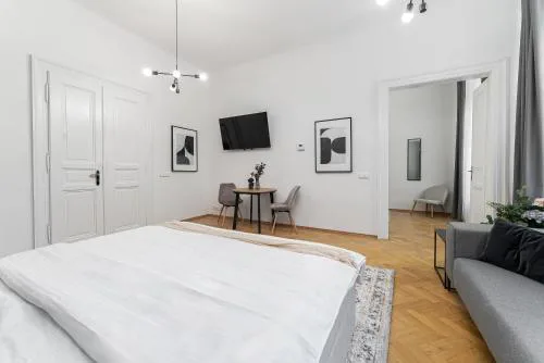 2# Fancy share Apartment with Own Bathroom