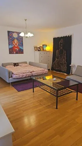 2 min Center Just In, Old Town Walk private room A