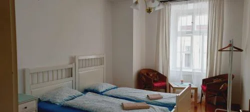 2 min Center Just In, Old Town Walk private room B
