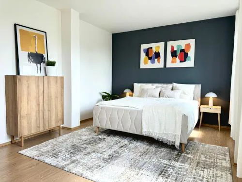 96m2 Designer Apartment, FREE Garage Parking