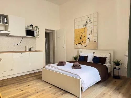 Alabaster - Prague Apartment