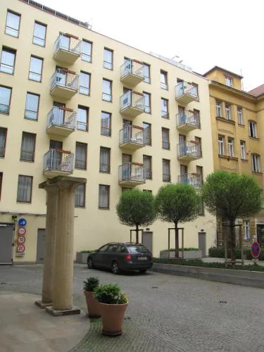 Aparthotel Austria Suites